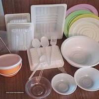 عرضه انواع ظروف پلاستیکی و یکبار مصرف