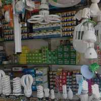 فروش کالای برق ساختمانی در خیابان صمدیه لباف