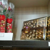 فروش انواع شکلات کادوئی شونیز و گل رز