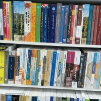 کتابهای دانشگاهی و زبان خارجی