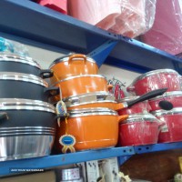 فروش انواع ظروف چدن و تفلون یاس در اصفهان