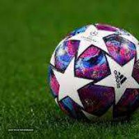 خرید توپ فوتبال در اصفهان - پارسیان ورزش