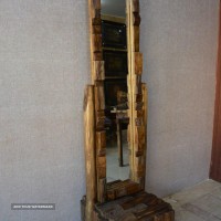 آینه ایستاده چوبی در اصفهان