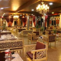 رستوران ستاره در خیابان بهارستان 