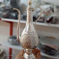 آبکاری  نقرهربر روی ظروف سیلور در خانه اصفهان