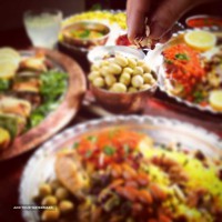 سرو انواع غذاهای ایرانی و فرنگی در اصفهان