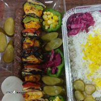 خرید غذای بیرون بر در اصفهان خیابان حکیم نظامی