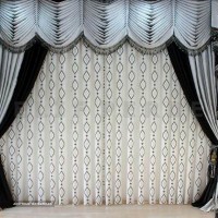 Model-curtains-2