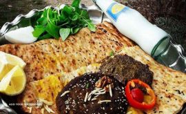 بریانی در خیابان لاله 