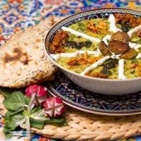 سفارش غذاهای سنتی در اصفهان