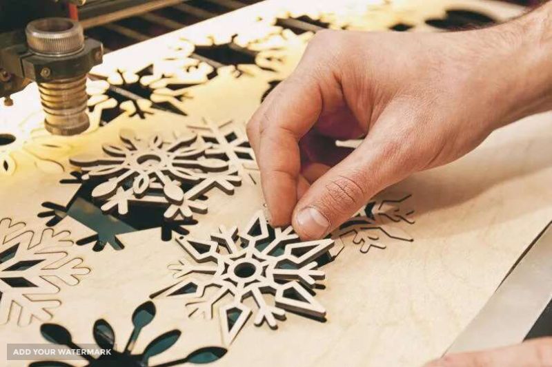 برش ليزر فلزات چوب پلاستیک شیشه و انواع مواد در اصفهان و حومه