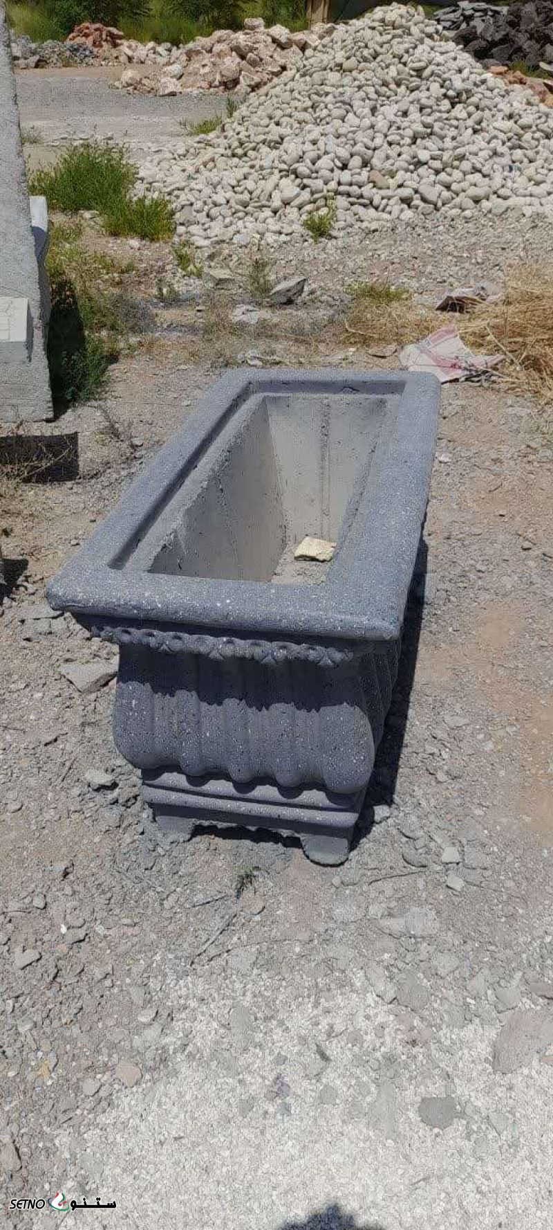  گلدان بتنی اصفهان