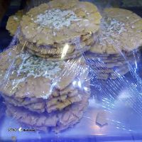 خرید انواع شیرینی خشک در اصفهان / پخت سوهان