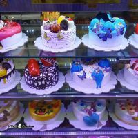 خرید و سفارش کیک تولد / مناسبتی / عقد / عروسی  / با طرح دلخواه شما در بلوار امیرکبیر خمینی شهر