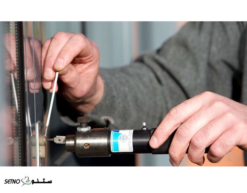 کلید سازی و قفل بازکنی سیار شبانه روزی در خیابان آمادگاه اصفهان