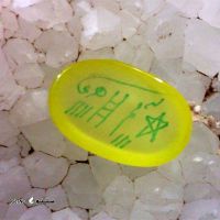 حکاکی دعای شرف شمس و رزق و روزی روی نگین انگشتر اصفهان