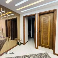 فروش آپارتمان 135 متری سه خوابه طبقه 1 در اصفهان میرزاطاهر